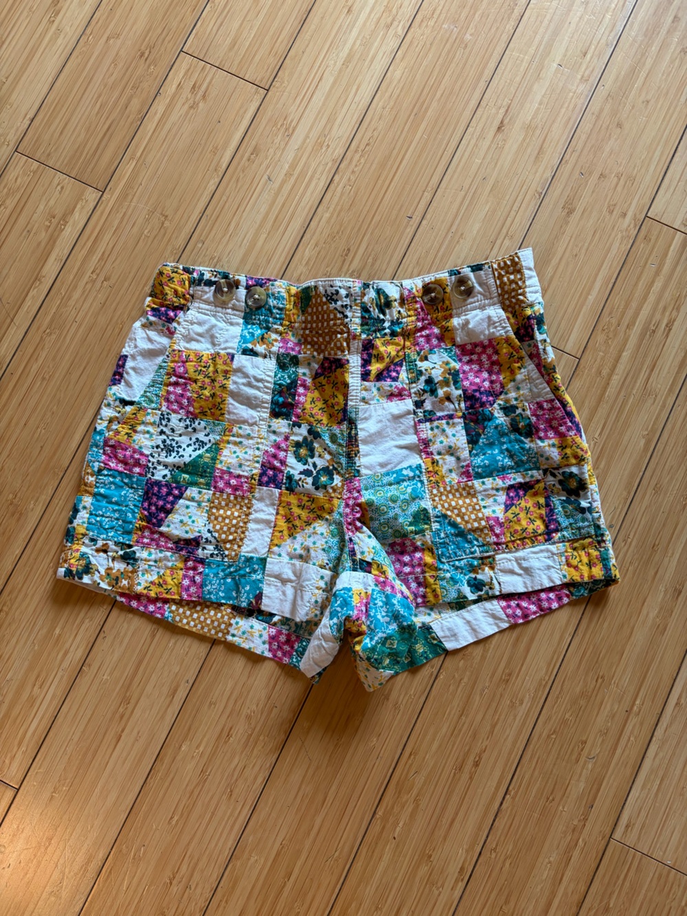 Pilcro Shorts